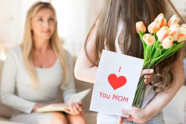 Mesaje și felicitări pentru mama