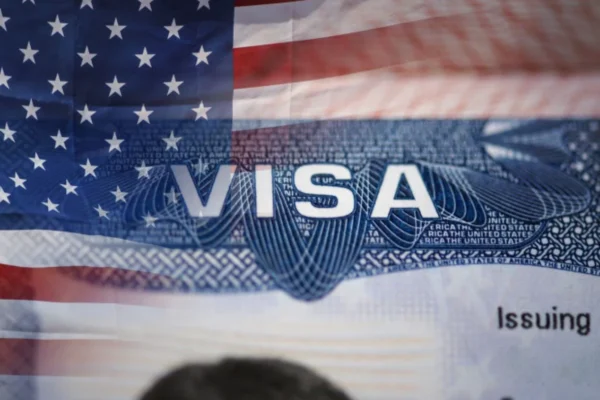 POLITICO. Anularea alegerilor, motiv pentru excluderea României din Visa Waiver