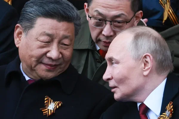 Al treilea război mondial va începe cu Rusia atacând țările baltice și China invadând Taiwan
