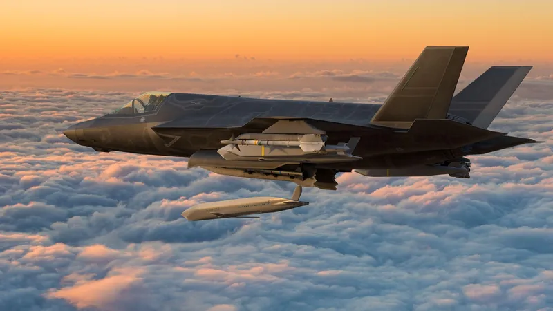 AGM-158 XR