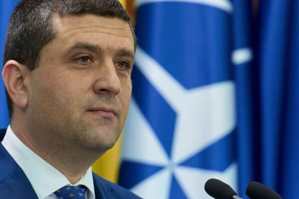 600.000 de oameni au ieșit în stradă împotriva lui”. Radu Miruță, atac la Grindeanu