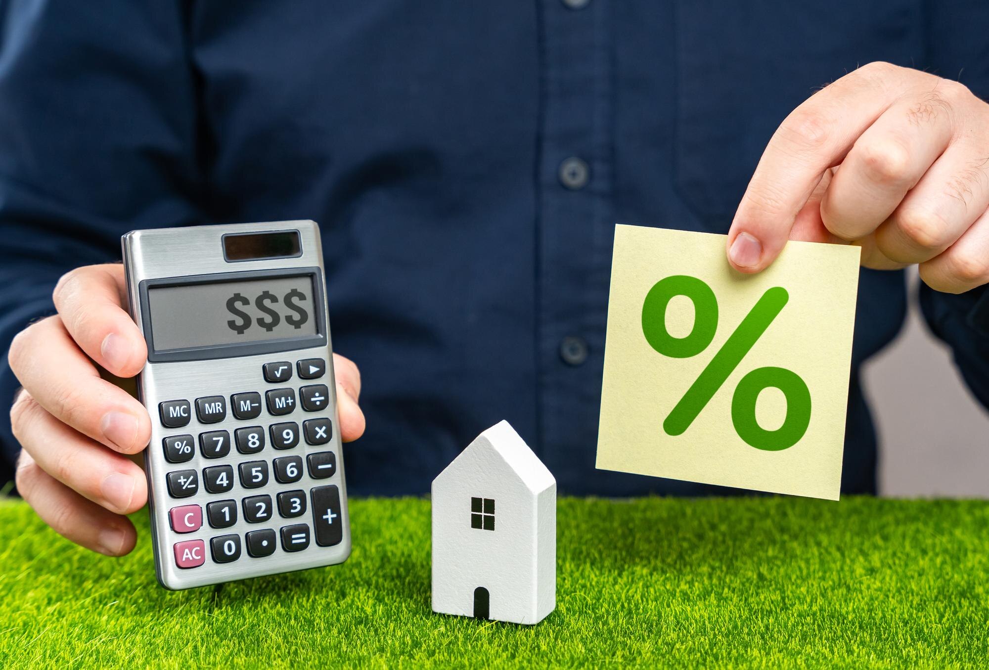 Rată mai mică pe 30 de ani sau credit mai scurt? Cum compari corect variantele
