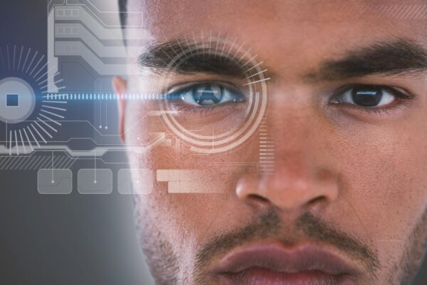 Recunoaștere facială vs amprentă: care metodă e mai sigură?