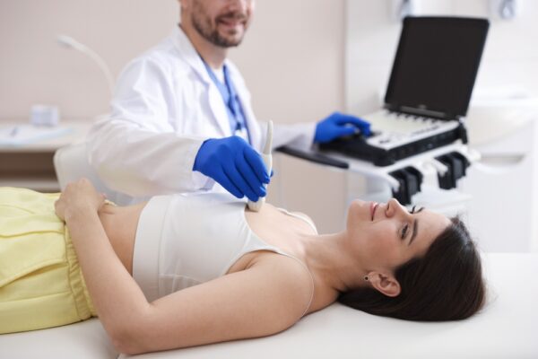 Ecografia cardiacă: ce este, ce probleme poate identifica și când se recomandă?