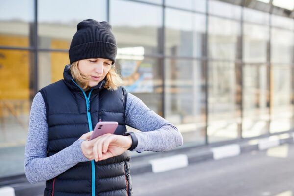 Smartwatch fără telefon: care modele funcționează independent cu 4G?