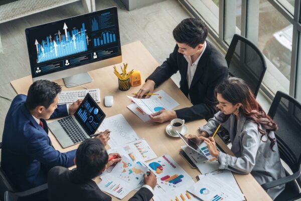 Cât costă un sistem ERP în primii trei ani: implementare, suport și dezvoltări