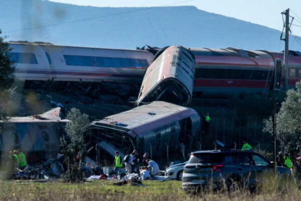 Nemulțumiri privind siguranța trenurilor în Spania, după accidentul cu 74 de morți